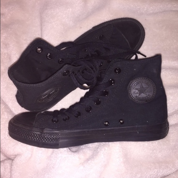 Black Converse