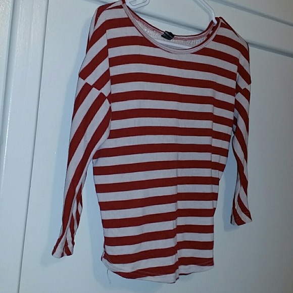 Knit top with macrame  back