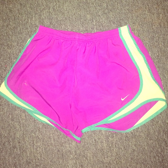 Nike Dri-Fit shorts - Picture 1 of 2