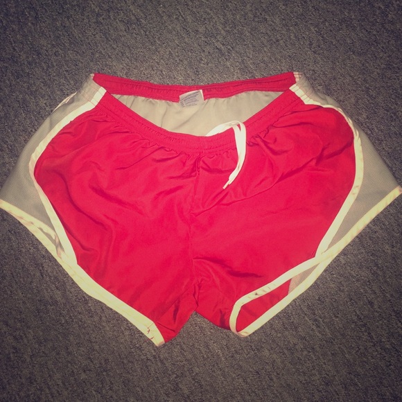 SOFFE shorts Medium - Picture 1 of 1