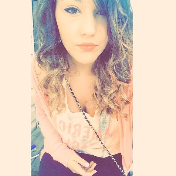 American Eagle Outfitters Tank - Picture 2 of 3