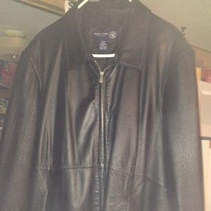 Plus size leather coat. Size 26