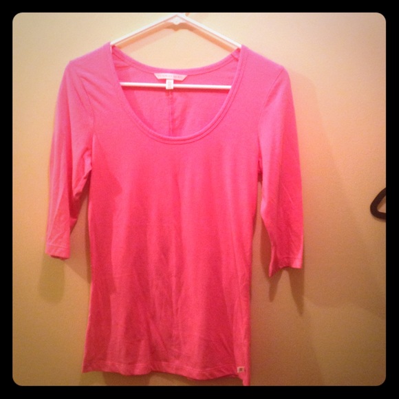 Hot Pink Quarter sleeve VS shirt