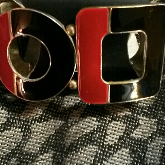 Contemporary  set - Picture 3 of 4