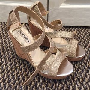 Gold sparkle wedges