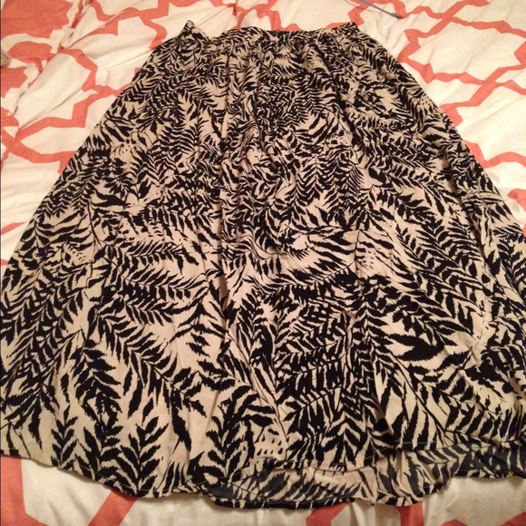 Long gap skirt