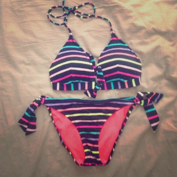 Victoria's Secret Other - Victoria's Secret Triangle Bikini Set