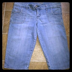 Women's American Eagle Capris
