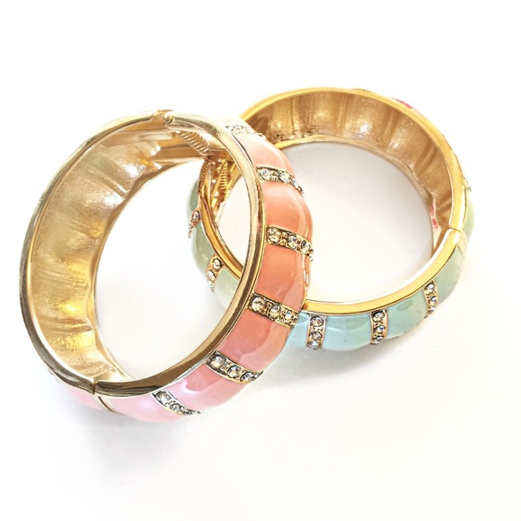 Showgirl Enamel Bangle in Mint, Coral & Turquoise - Picture 4 of 4