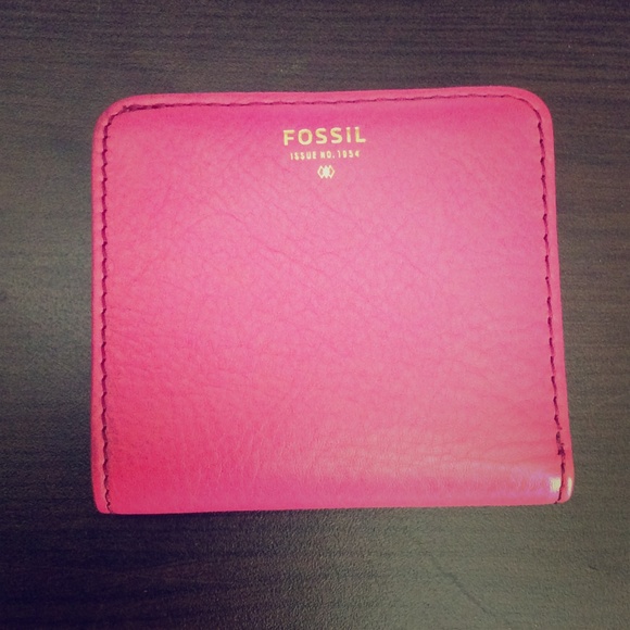 SOLD!!! Fossil wallet