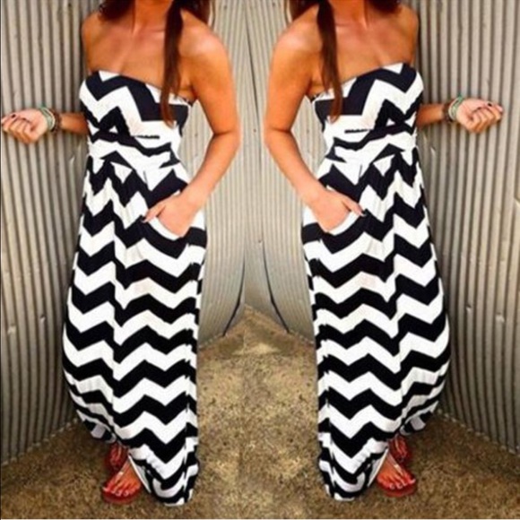 Dresses & Skirts - 🔴MAKE AN OFFER🔴