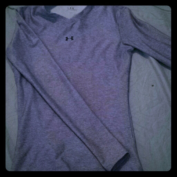 Grey long sleeve athletic shirt