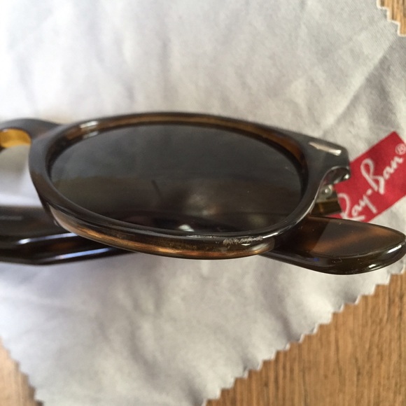 Ray Ban Tortoise Shell Polarized Sunglasses RB4141 - Picture 2 of 4