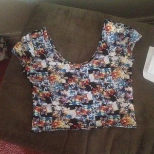 Floral crop top size medium