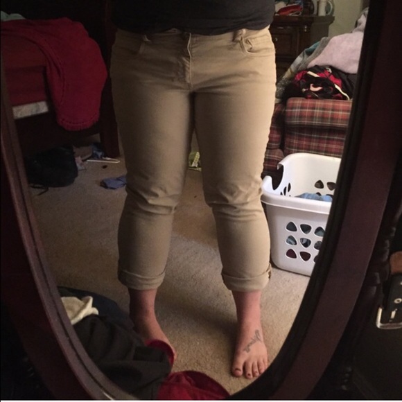 AE Cropped Khakis