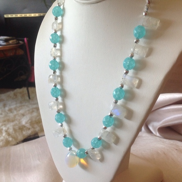 🌺Exquisite Moonstones HOST PICK🎉 Chalcedony,