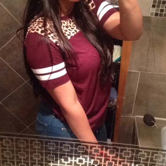 PINK LEOPARD T SHIRT