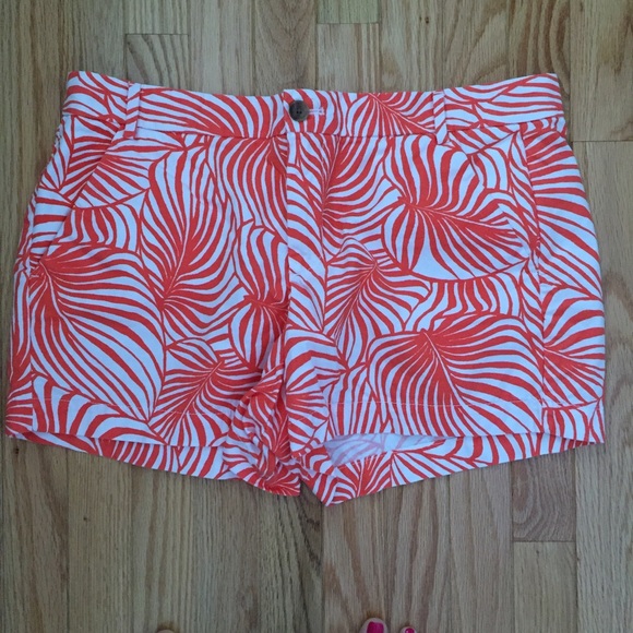 Gap printed shorts