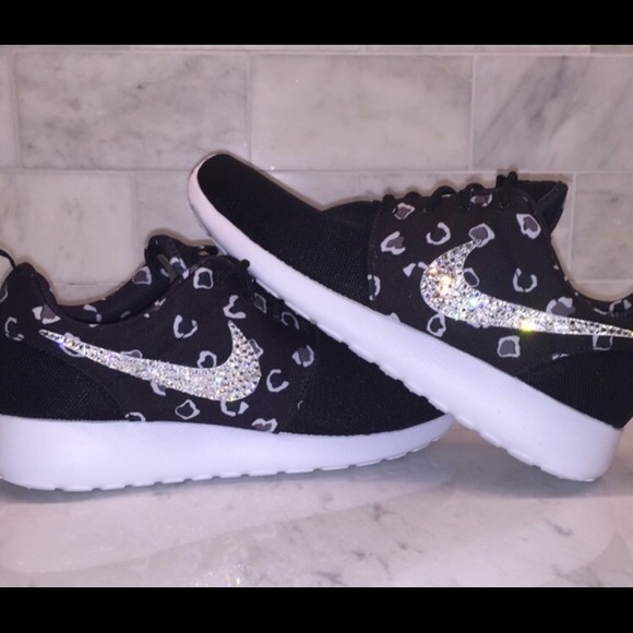 ⚡️SOLD⚡️Bling Nike Roshe