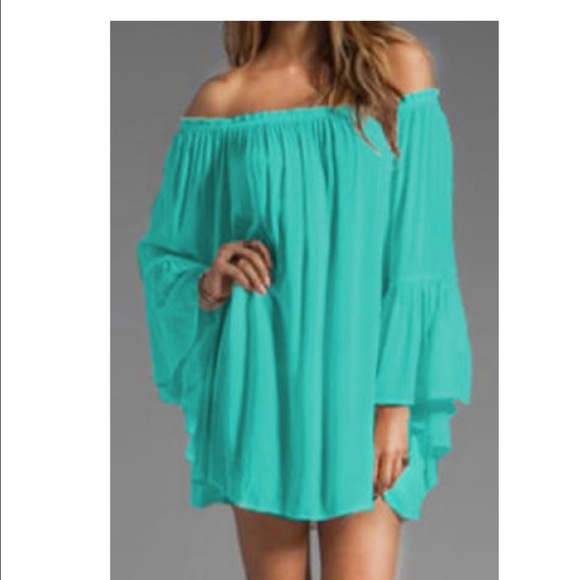 Boutique Dresses & Skirts - 💚6/26 HP NWT SWEET Off Shoulder Candy Aqua Dress