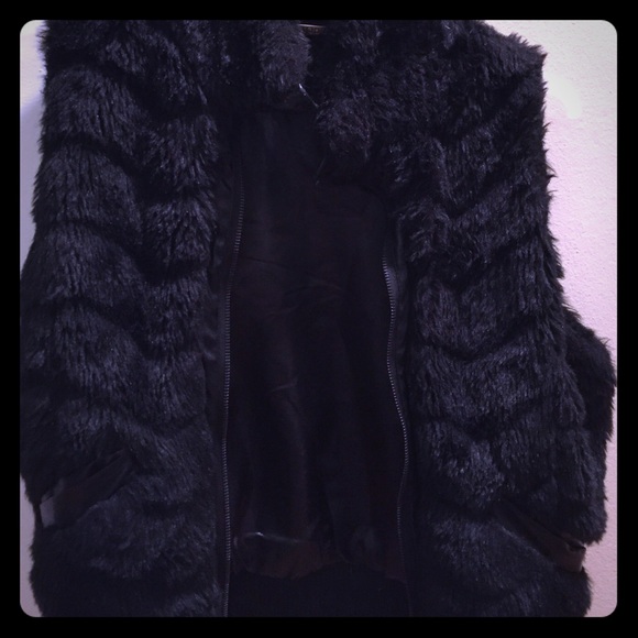 Black Faux Fur JouJou Vest, size S