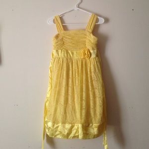 Beautiful Yellow Dress! My Michelle Size 12!