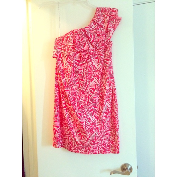 Lilly Pulitzer Dresses & Skirts - LILLY PULITZER DRESS