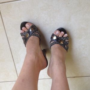Black Cathy Jean sandals