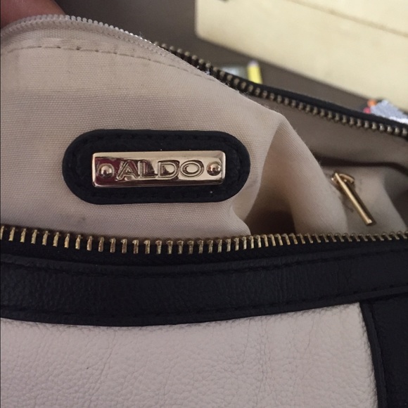 Purse - Picture 3 of 3