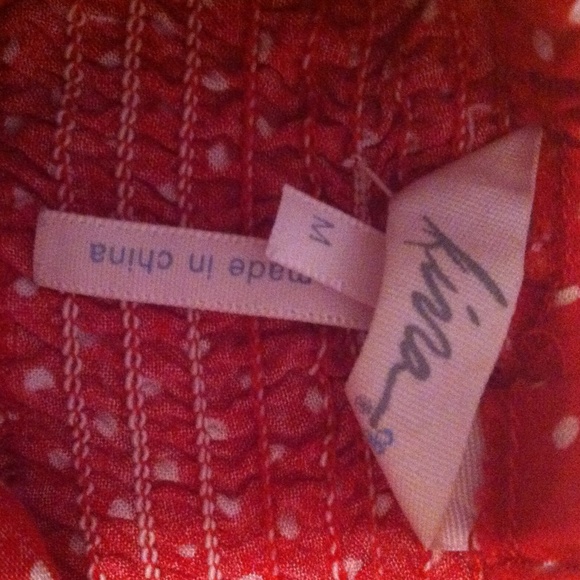 Polka dot red halter - Picture 3 of 3