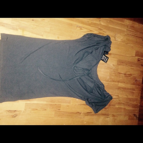 Stylish t shirt - Picture 2 of 4