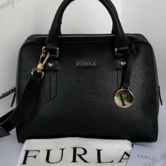 Furla Mediterranea Saffiano Shopper – Elizabeth & Nichole