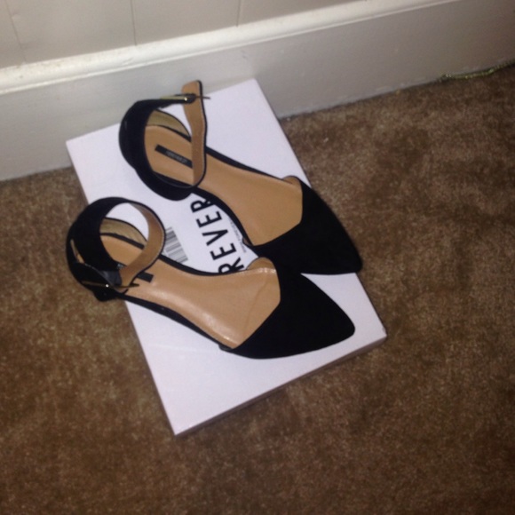 Black Flats!