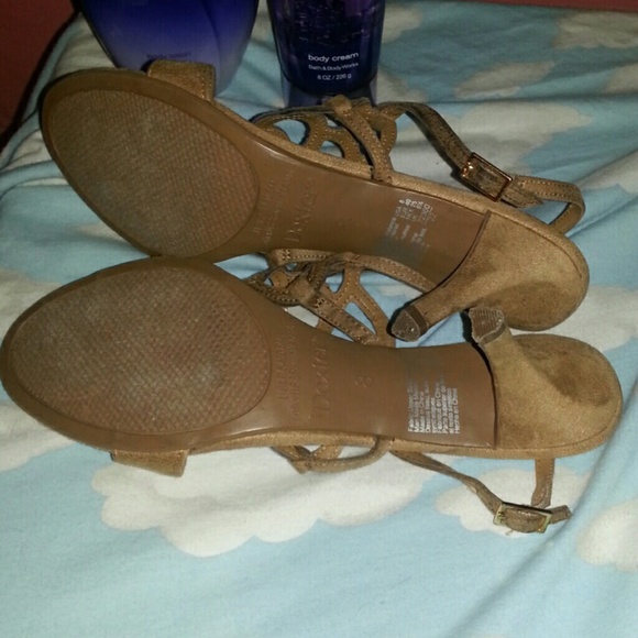Dexter Sandals - Picture 3 of 3