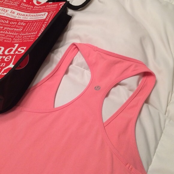 lululemon athletica Tops - Cool razorback Lululemon tank size 4