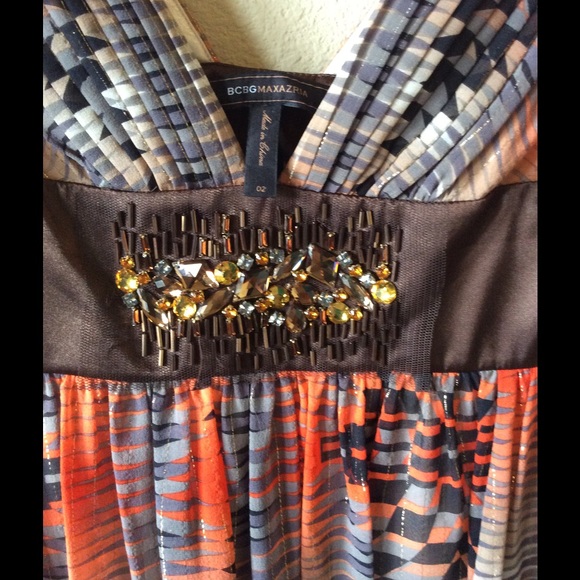 💞Gorgeous BCBG dress! 💞 - Picture 2 of 4