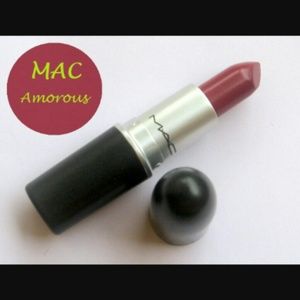 Mac amorous lipstick