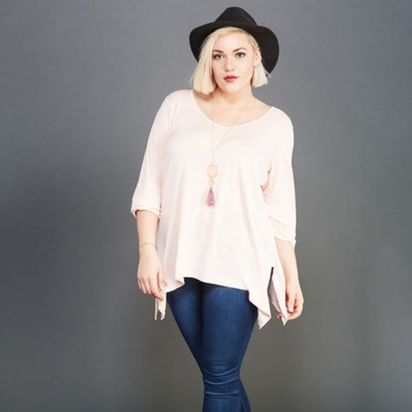 Free with purchase white asymmetrical loose tunic