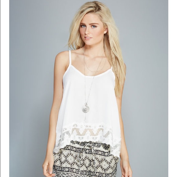 White lace trim tank