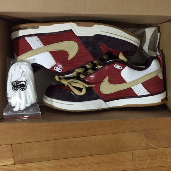 Nike insurgent premium SB size 9 mens