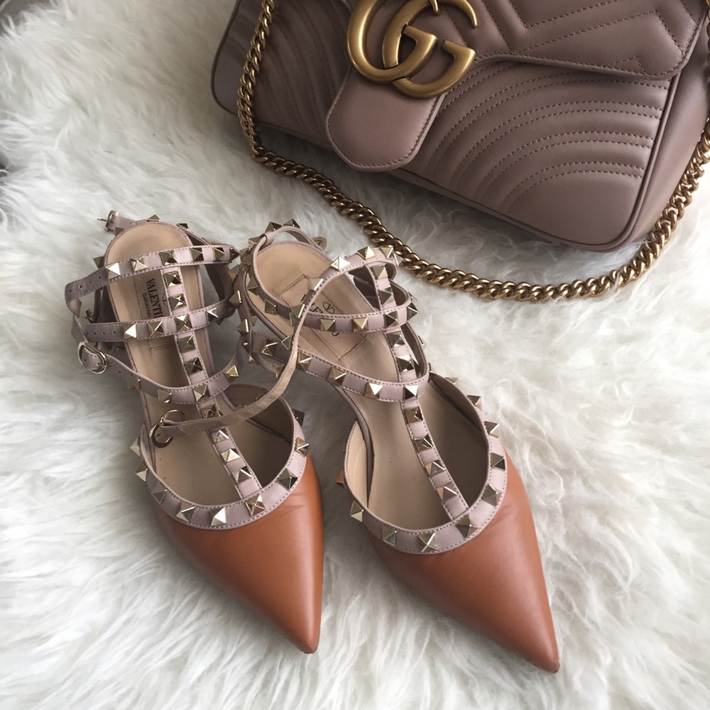 💕HOST PICK💕Valentino Rockstud pump - Picture 3 of 7