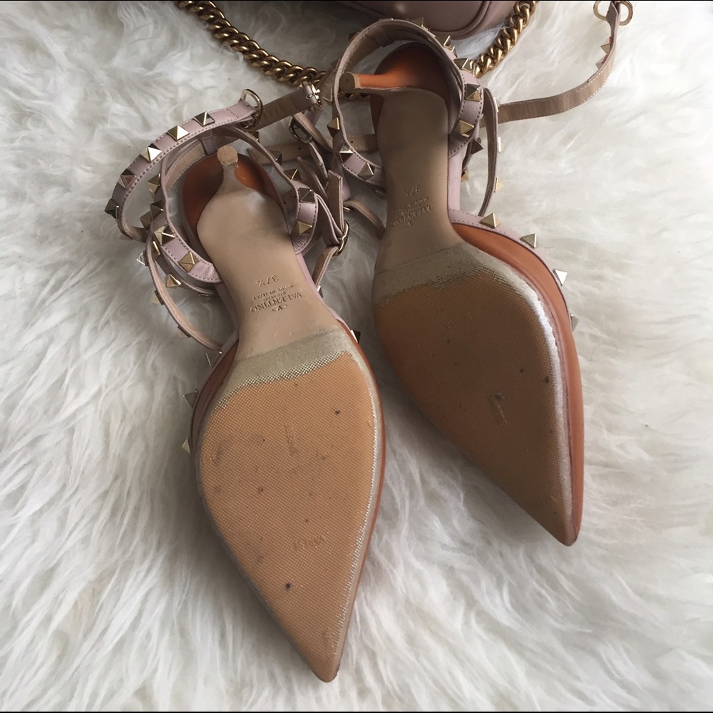 💕HOST PICK💕Valentino Rockstud pump - Picture 4 of 7