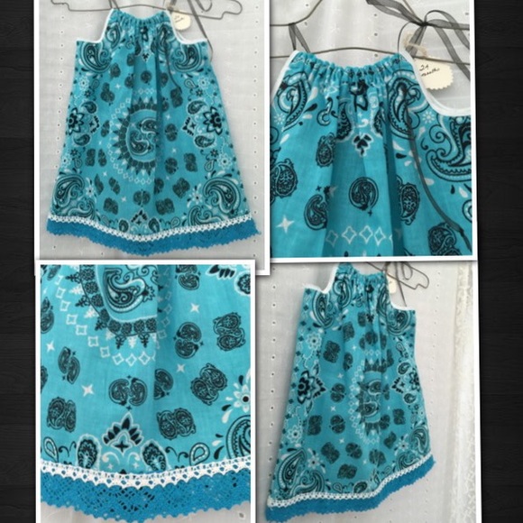 🌼Turquoise Paisley Bandana Dress🌼