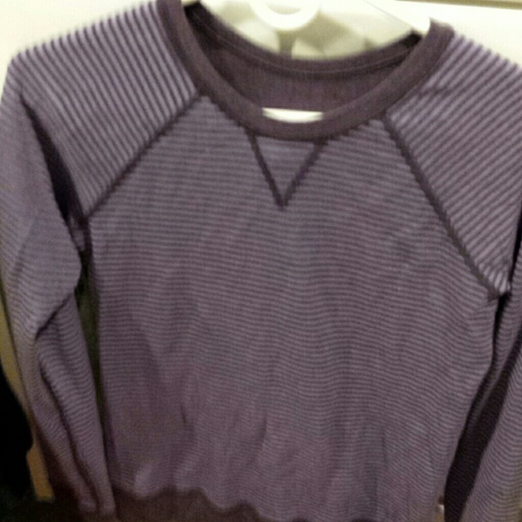 Lululemon sweatshirt