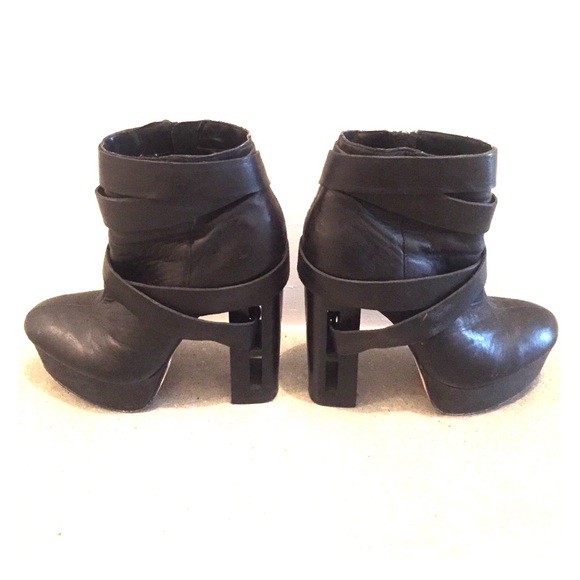 Dolce Vita black leather booties