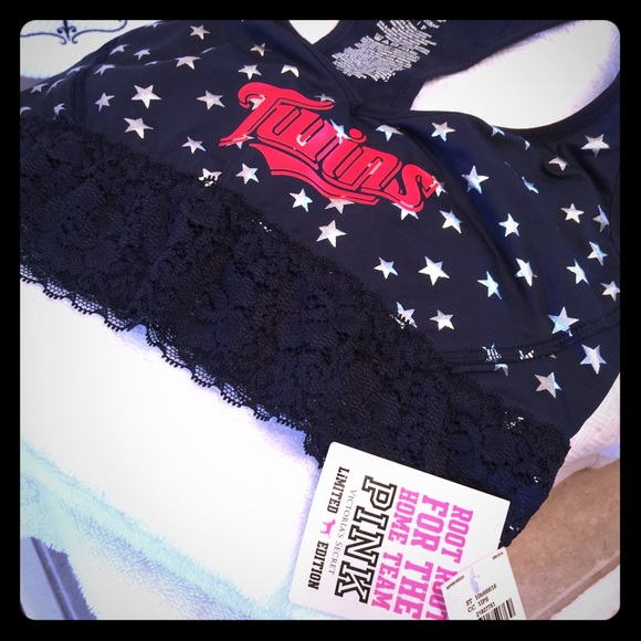 NWT VS PINK LMTED TWINS BRALETTE SM