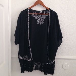 Rip Curl kimono - Tilly's
