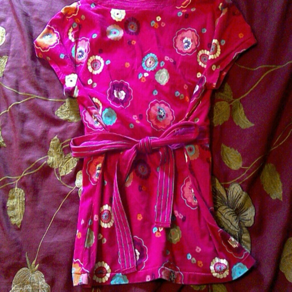 Old Navy pink flowered top - Picture 4 of 4