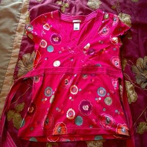 Old Navy pink flowered top
