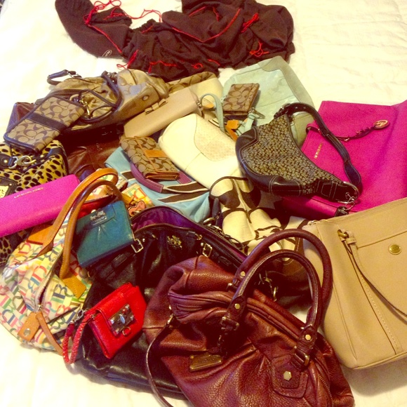 ⚡️⚡️DESIGNER HANDBAGS⚡️⚡️PRICES LOWERED⚡️⚡️